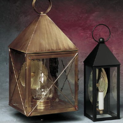 502S Colonial Wall Mount Light