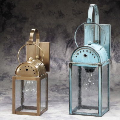 1400S Colonial Wall Mount Light