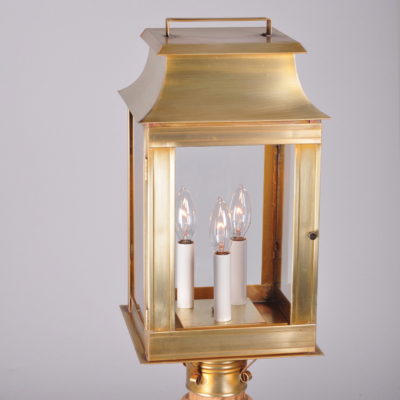 5604 Colonial Post Lantern
