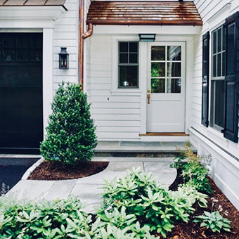 Exterior Flush and Semi-Flush Mounts