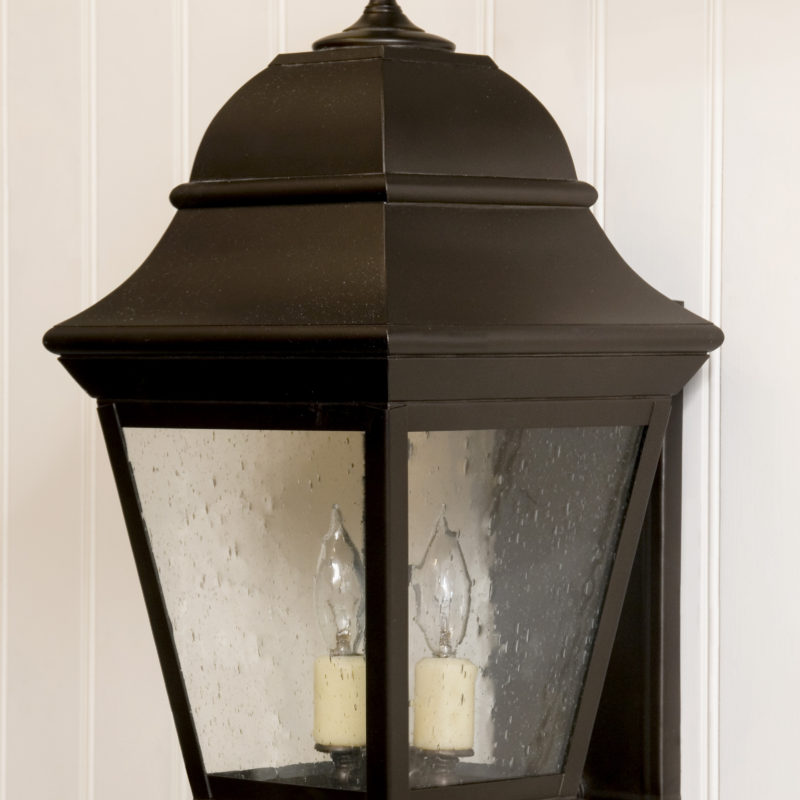 Solid Top Coach Lantern Medium