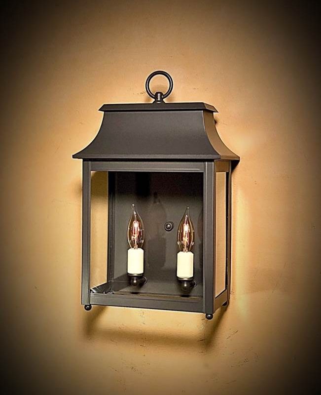 Short Swedge Top Pocket Lantern